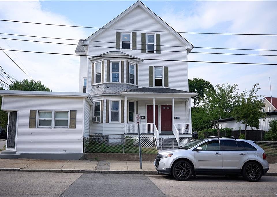 1st image of 146-148 Pond St