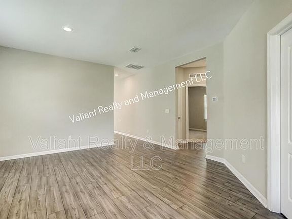 5th image of 84 Brybar Dr