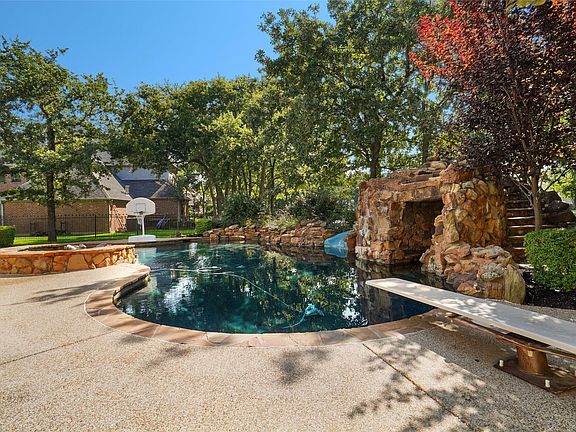 4th image of 509 King Ranch Rd