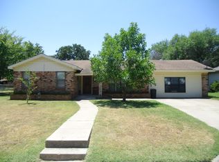 2410 Osage Rd, Gatesville, TX 76528
