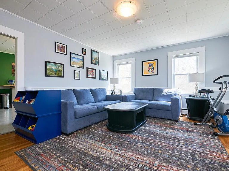 205 Woburn St #1 — Photo 7