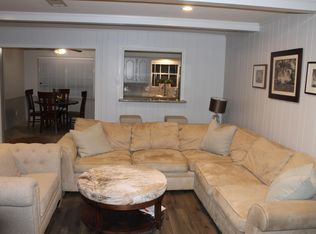 11223 Oak Spring Dr, Houston, TX 77043