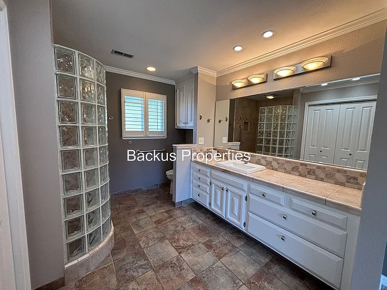 17240 Tamara Ln — Photo 17