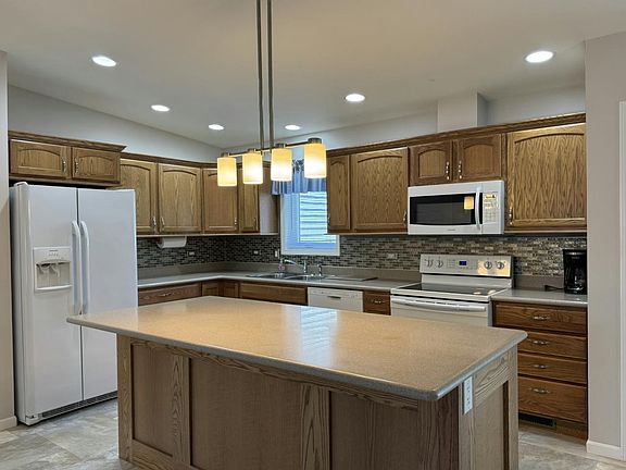 4th image of 1405 Equestrian Dr Lot 1109