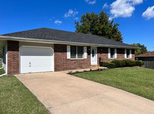 2103 E Sandelwood St, Republic, MO 65738