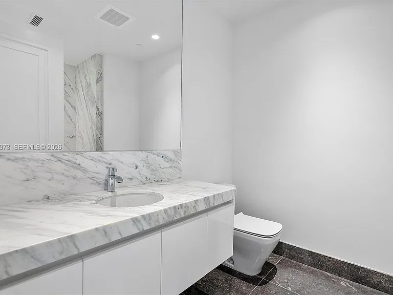 17901 Collins Ave #902 — Photo 39