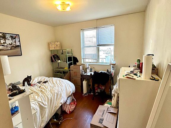 3rd image of 1352 Dekalb Ave APT 1
