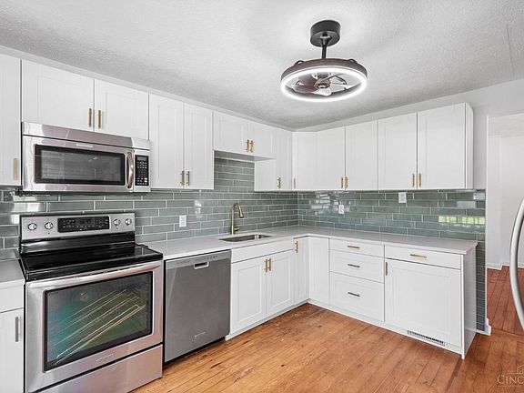 2nd image of 1917 Highland St