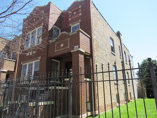 2nd image of 4237 W Augusta Blvd
