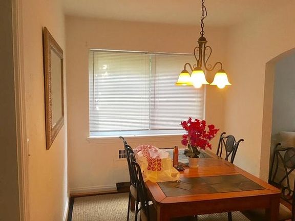 4th image of 3575 Saybrook Ave #2