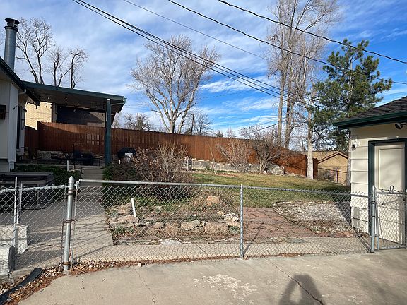 4th image of 948 S Pierson Ct