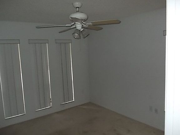 4th image of 11 Panorama Dr