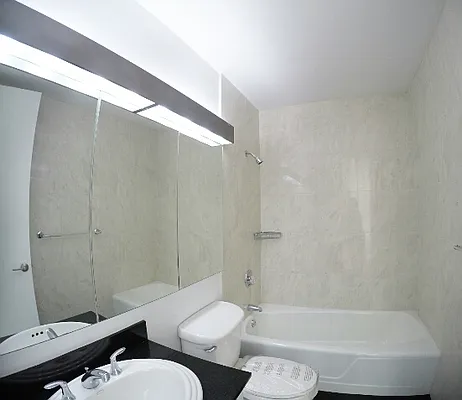 Rented by Solow Realty | media 10