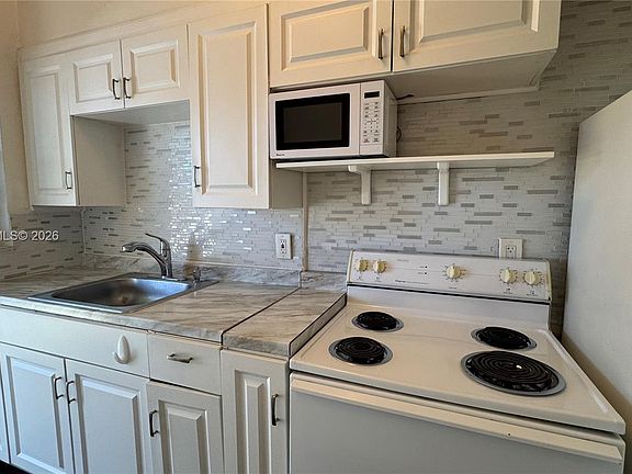 5th image of 4410 NE 2nd Ave #4410