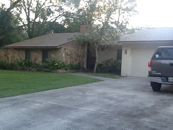4th image of 372 Peninsular Ct