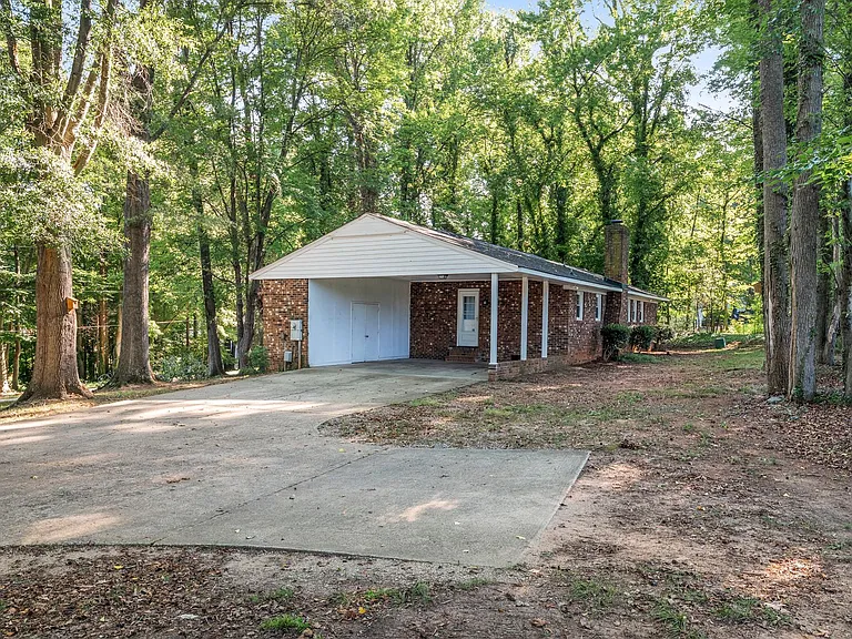 3905 Waterton Rd — Photo 28