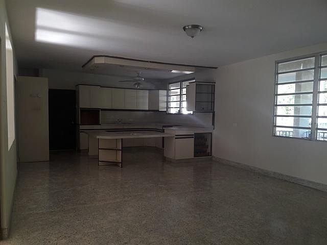 2nd image of 6 Calle Barcelona