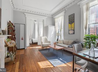 1717 Spruce St APT 2R, Philadelphia, PA 19103