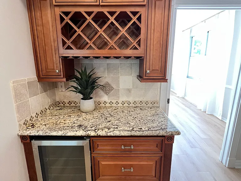 Kitchen Bar Corner