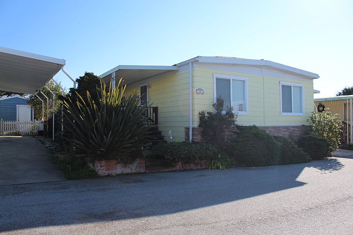 1st image of 44 Sea Breeze Dr