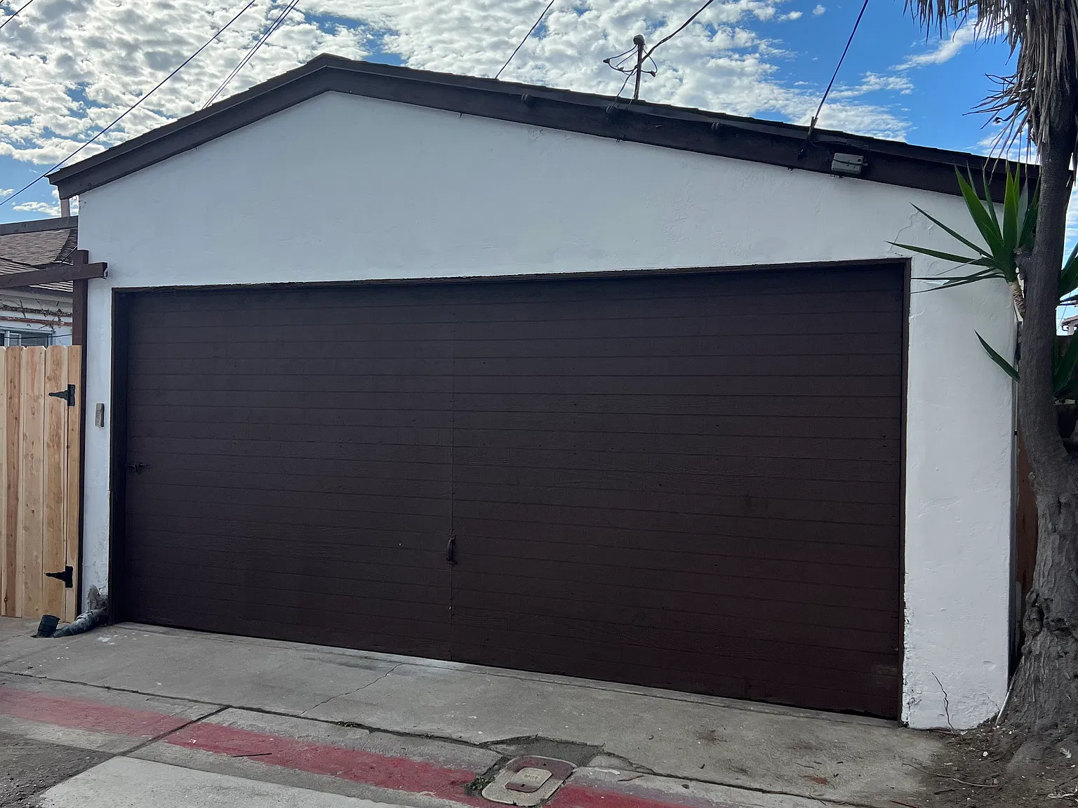 738 Santa Barbara Pl — Photo 2