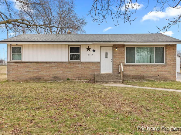 2864 Wallace Ave SW, Grandville, MI 49418