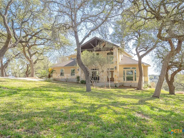 451 Winding Vw, New Braunfels, TX 78132