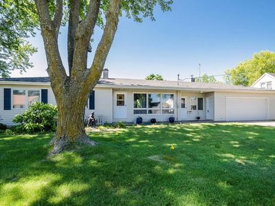 215 C Ave W, Walford, IA, 52351