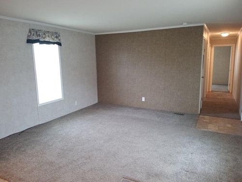 2nd image of 1123 Chalet