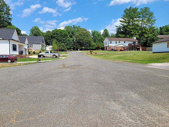 5th image of 5325 Windjammer Pl