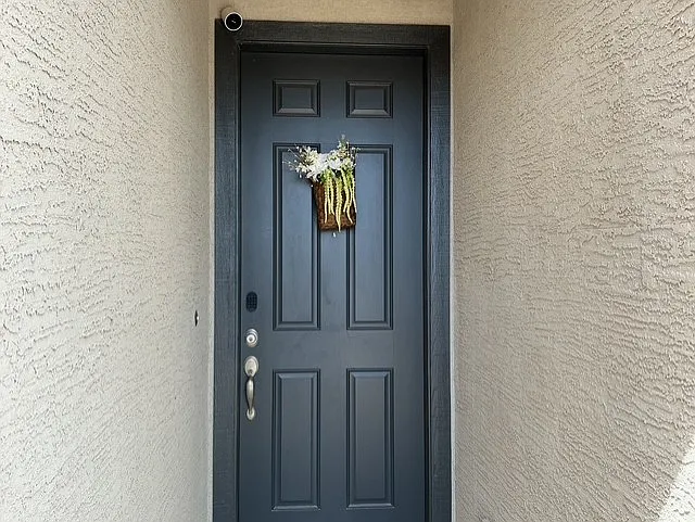 1268 E Jahns Dr — Photo 1