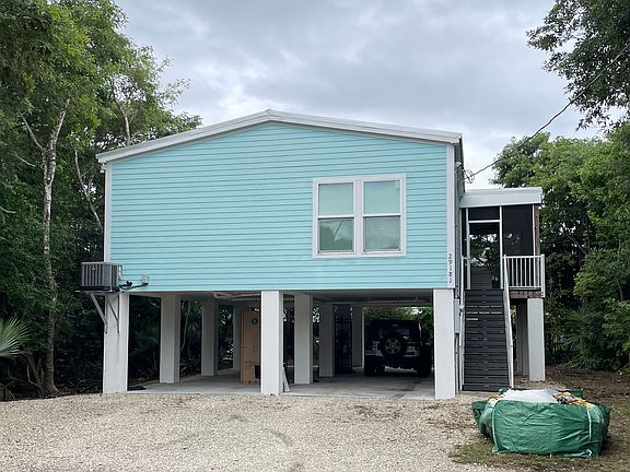 2nd image of 29181 Poinsettia Ln