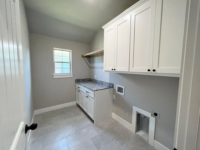 1037 Trailwood St — Photo 7