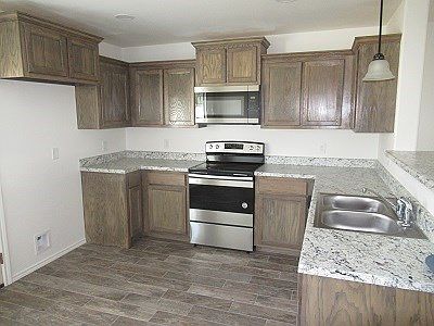3rd image of 1162 E 22nd St