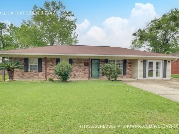 7201 Bienville Dr, Biloxi, MS 39532