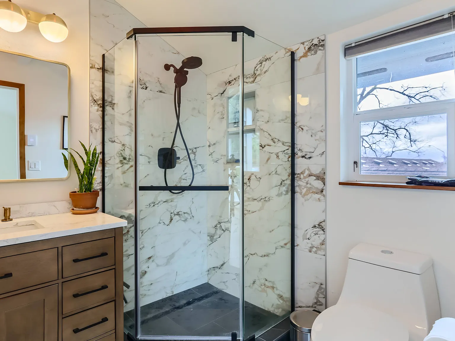 Studio, 600 sqft, $2,190 — Photo 4