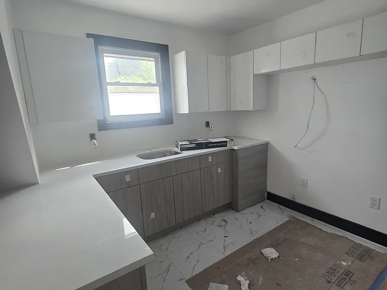 459 S 14th St #G3 — Photo 10