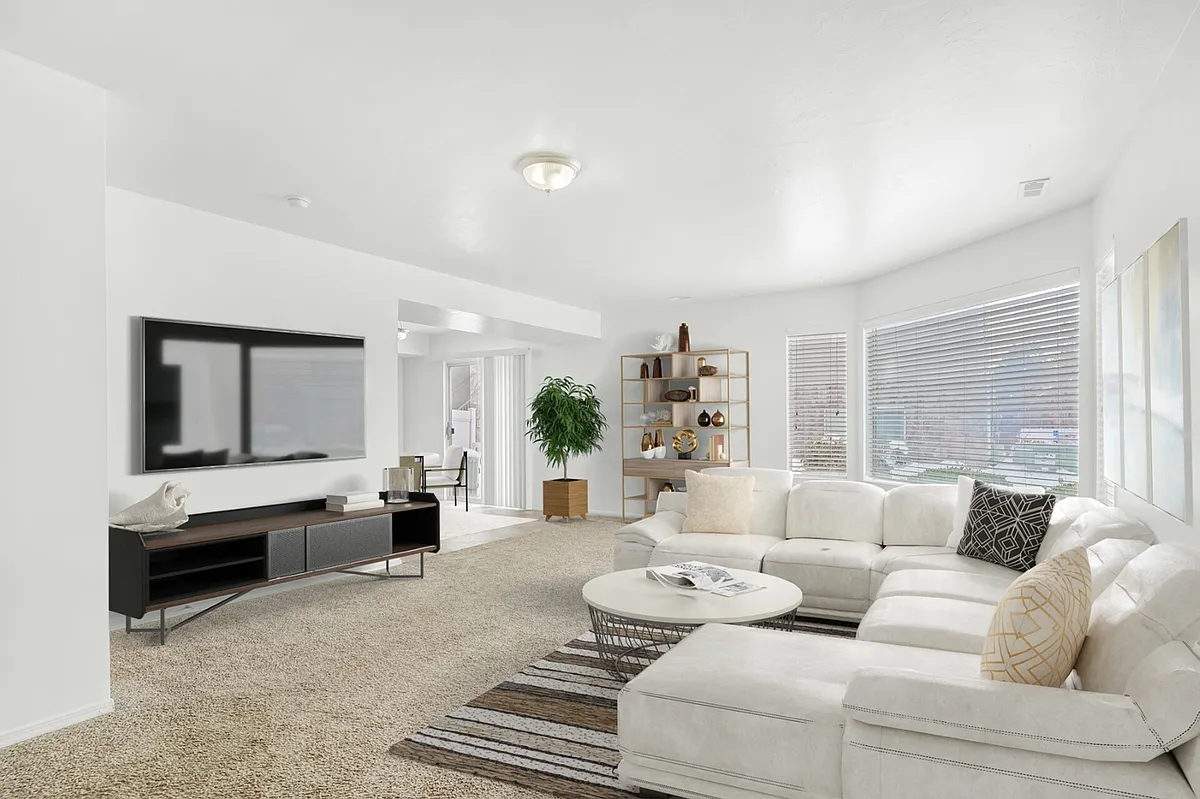 Spacious 3 Bedroom Townhome - Fairview Crossing