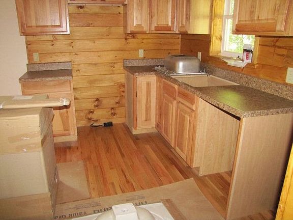 5th image of 127 E Blueberry Ln