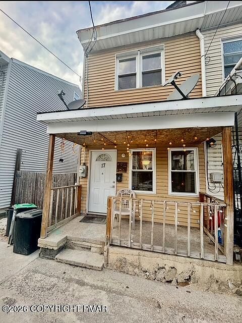 1st image of 17 E Pine St