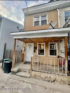 17 E Pine St, Mahanoy City, PA, 17948