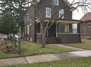 427 Linden Ave, Aurora, IL 60505