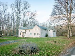 71 Howes Rd, Old Chatham, NY 12136