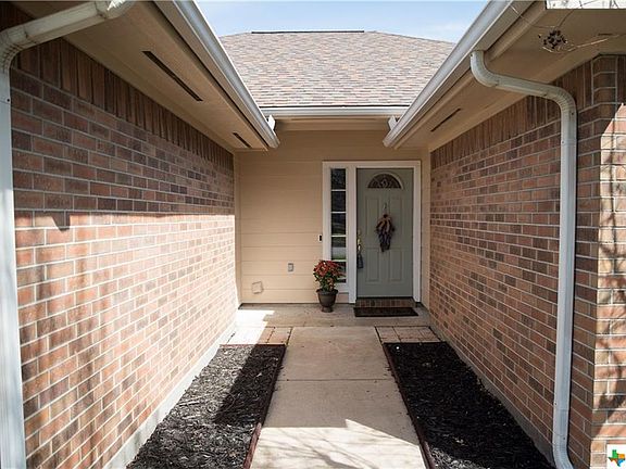 2nd image of 716 Ashland Crk