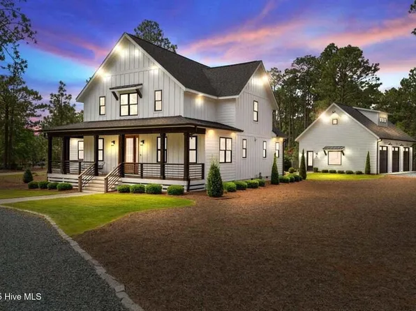 175 Longleaf Rd, Southern Pines, NC 28387