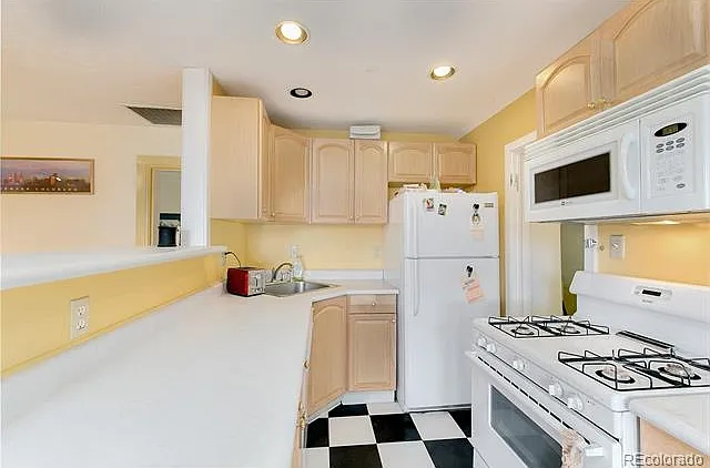 1410 Columbine St #3 — Photo 7