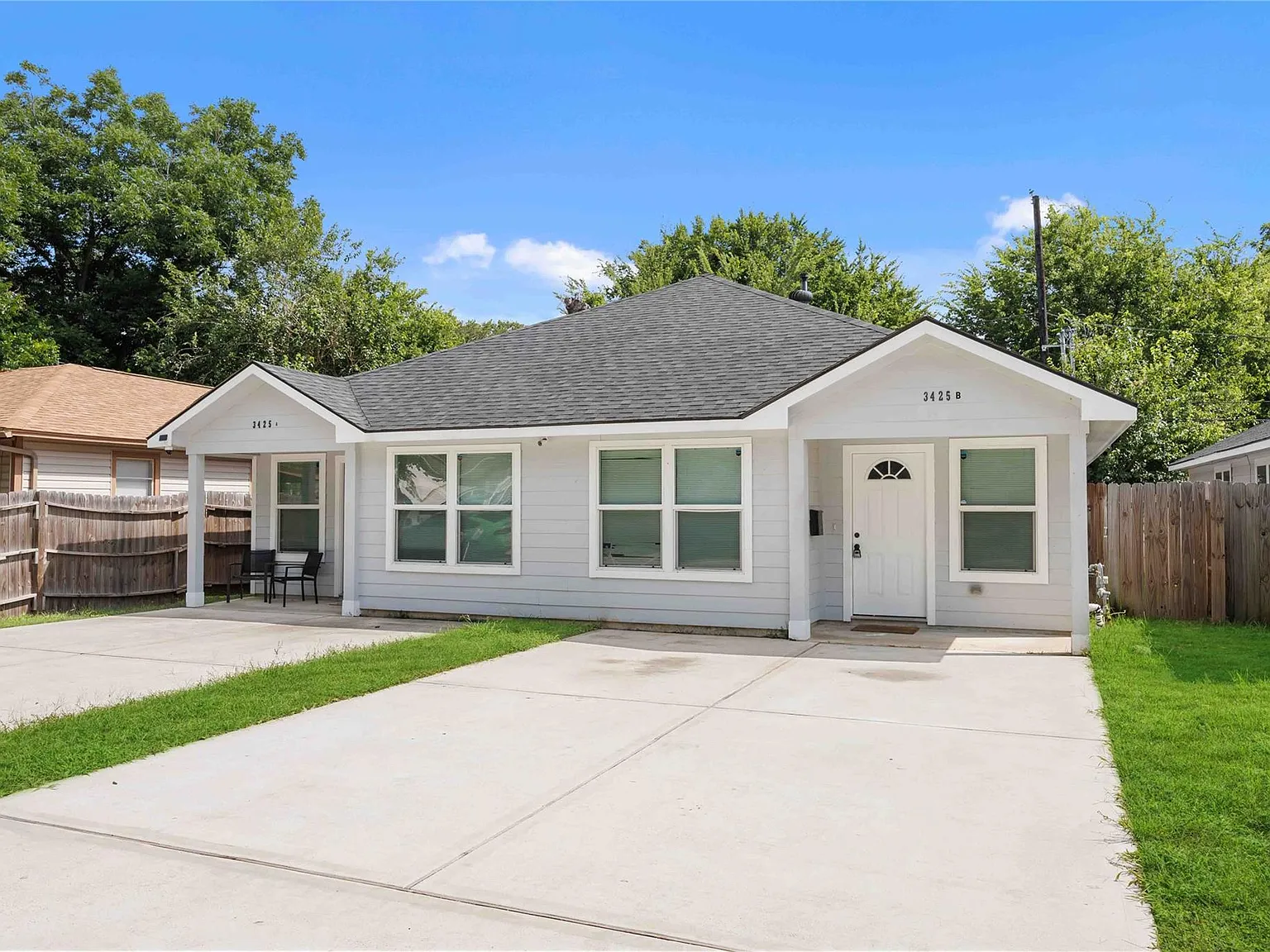 3 bed, 2.0 bath, 1100 sqft, $1,800 — Photo 1
