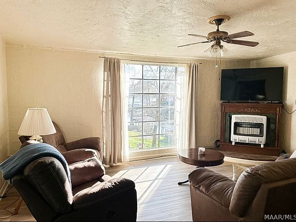 3rd image of 760 Jordan Lake Rd