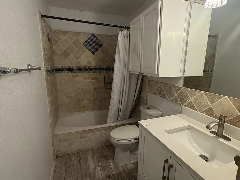 5814 Shreveport Dr — Photo 18