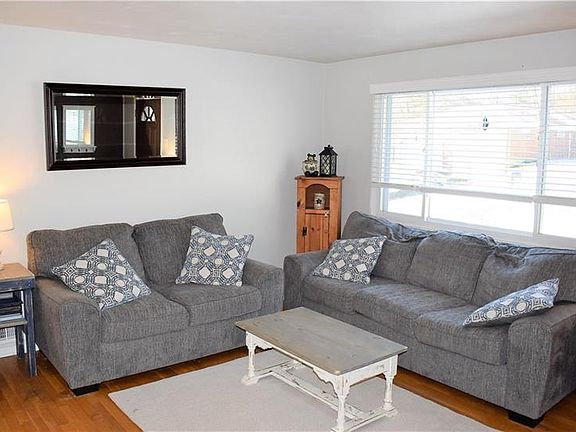 3rd image of 9834 Joan Dr